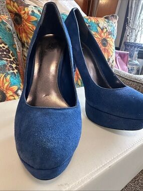 Bakers Royal Blue Suede Platform Pumps
